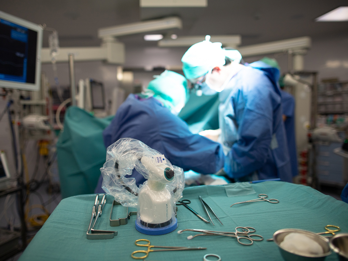 Foto: FLUOBEAM® LX Kamera im Operationssaal