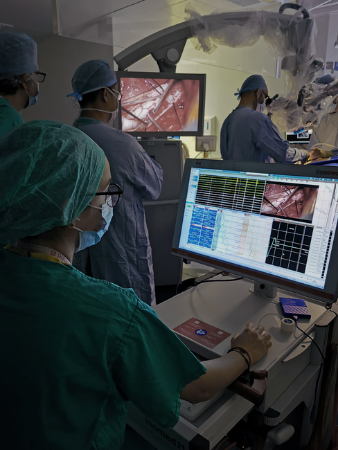 Photo: inomed systems in the operating theatre